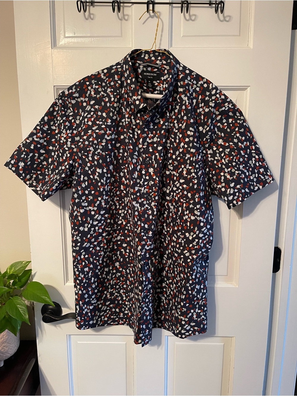 Nordstrom Men’s Short-Sleeve Navy Abstract Print Shirt